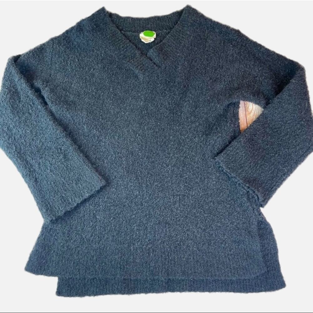 Anthropologie Soft V-Neck Casual Sweater